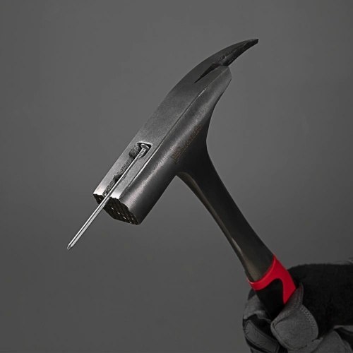 Молоток кровельщика, 600 г, цельнометаллический, двухкомпонентная рукоятка Matrix по ценам производителя в Москве с доставкой по всей России