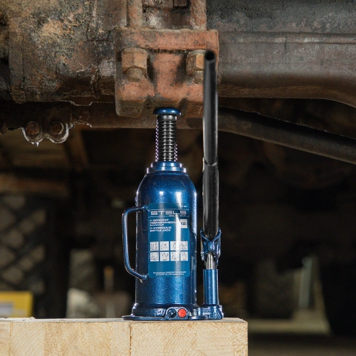 Домкрат гидравлический бутылочный, 12 т, h подъема 227-457 мм Stels по ценам производителя в Москве с доставкой по всей России