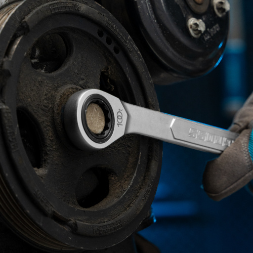 Ключ комбинированный трещоточный, 18 мм, количество зубьев 100 Gross по ценам производителя в Москве с доставкой по всей России