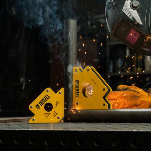 Фиксатор магнитный для сварочных работ усилие 75 LB Denzel по ценам производителя в Москве с доставкой по всей России