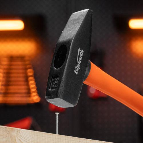 Молоток слесарный, 800 г, фибергласовая обрезиненная рукоятка Sparta по ценам производителя в Москве с доставкой по всей России