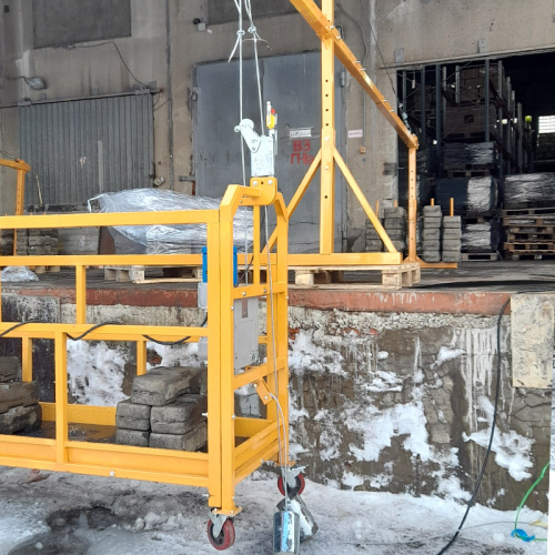 Строительная люлька ZLP-500 по ценам производителя в Москве с доставкой по всей России