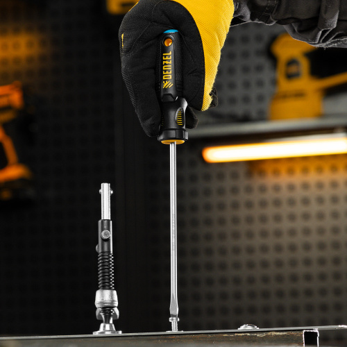 Отвертка, SL5x150 мм, S2, 3к рукоятка Denzel по ценам производителя в Москве с доставкой по всей России