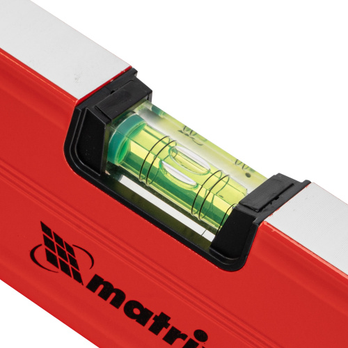 Уровень алюминиевый магнитный, 600 мм, фрезерованный, 3 глазка (1 зеркальный) усиленный Matrix по ценам производителя в Москве с доставкой по всей России