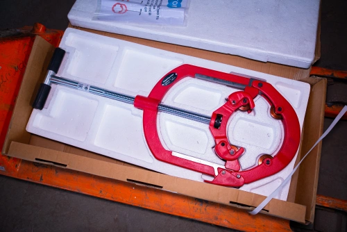 Труборез с хомутной защелкой TOR GH8S для стальных труб 6"- 8" по ценам производителя в Москве с доставкой по всей России