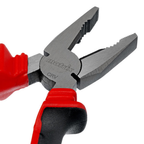 Плоскогубцы комбинированные, 160 мм, хром-ванадий, двухкомпонентные рукоятки Matrix по ценам производителя в Москве с доставкой по всей России
