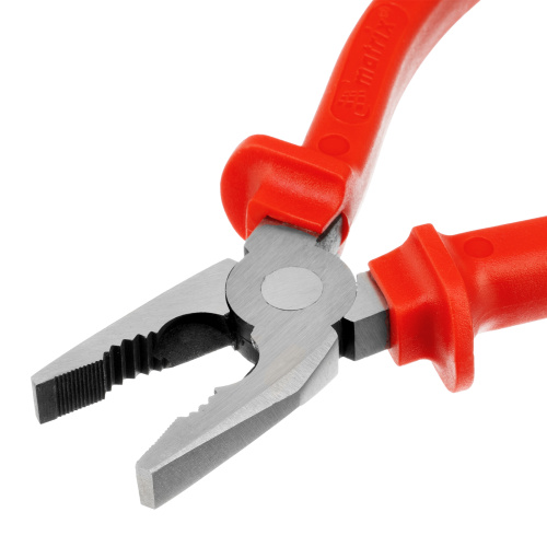 Плоскогубцы Econom, 180 мм, шлифованные, пластмассовые рукоятки Matrix по ценам производителя в Москве с доставкой по всей России