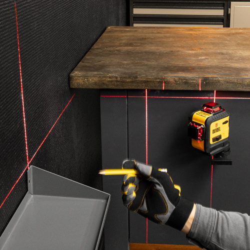 Лазерный уровень мультипризменный LX 360-3 Red, 30 м, 635 нм, аккумулятор Li 2800 мАч, резьба 5/8" Denzel по ценам производителя в Москве с доставкой по всей России