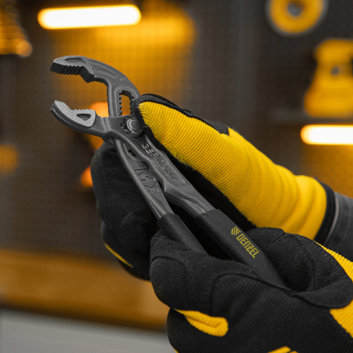 Клещи переставные, кнопочный механизм, обливные рукоятки, 180 мм Denzel по ценам производителя в Москве с доставкой по всей России