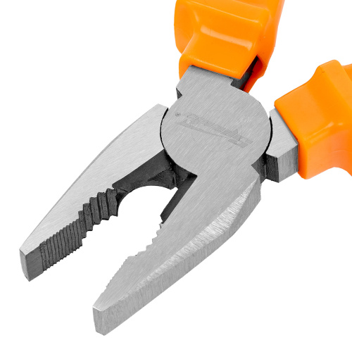 Плоскогубцы Classic, 160 мм, шлифованные, пластмассовые рукоятки Sparta по ценам производителя в Москве с доставкой по всей России