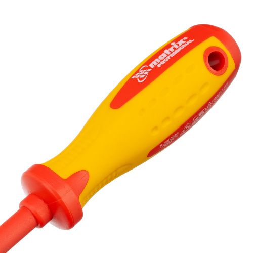 Отвертка Insulated, PH1 x 75 мм, CrMo, до 1000 В, двухкомпонентная рукоятка Matrix Professional по ценам производителя в Москве с доставкой по всей России