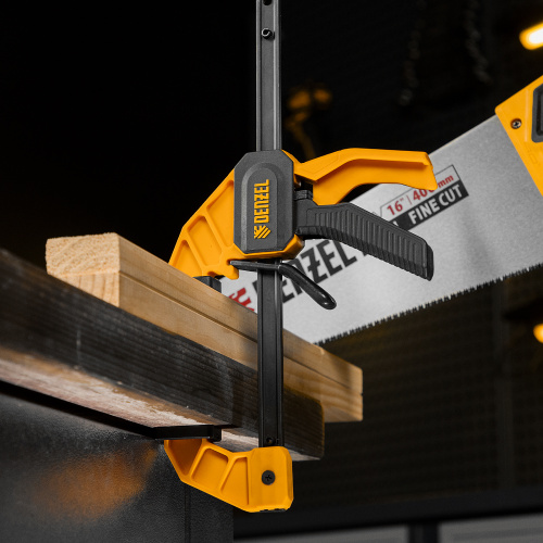 Струбцина F-образная, быстрозажимная, 150 х 55 мм, усиленный нейлоновый корпус Denzel по ценам производителя в Москве с доставкой по всей России