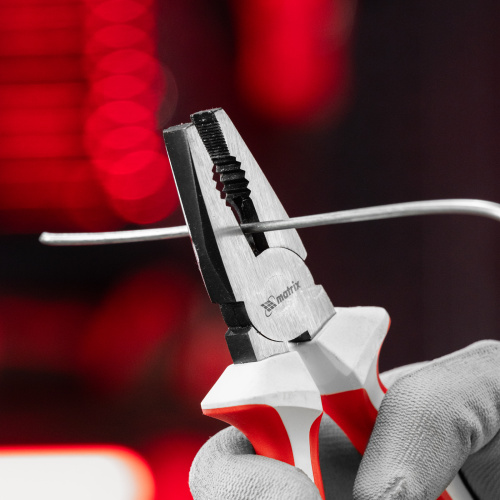 Плоскогубцы Premium, 160 мм, трехкомпонентные рукоятки Matrix по ценам производителя в Москве с доставкой по всей России