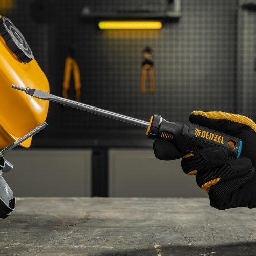 Отвертка SL8x150 мм, CrV, трехкомпонентная рукоятка Denzel по ценам производителя в Москве с доставкой по всей России