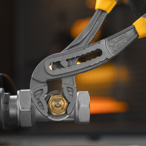 Клещи переставные, трехкомпонентные рукоятки 240 мм Denzel по ценам производителя в Москве с доставкой по всей России