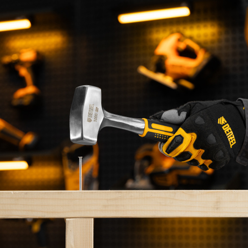 Кувалда 1 кг, цельнометаллическая, двухкомпонентная рукоятка Denzel по ценам производителя в Москве с доставкой по всей России