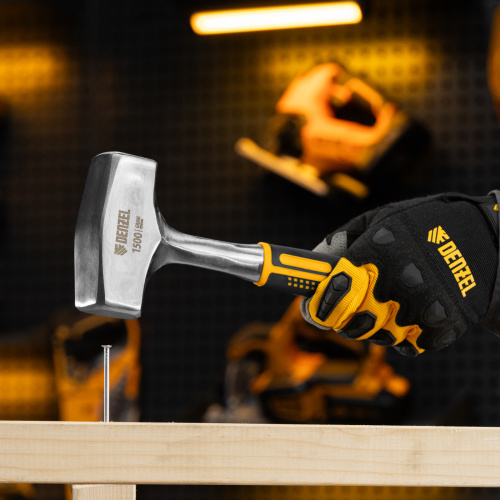 Кувалда 1,5 кг, цельнометаллическая, двухкомпонентная рукоятка Denzel по ценам производителя в Москве с доставкой по всей России