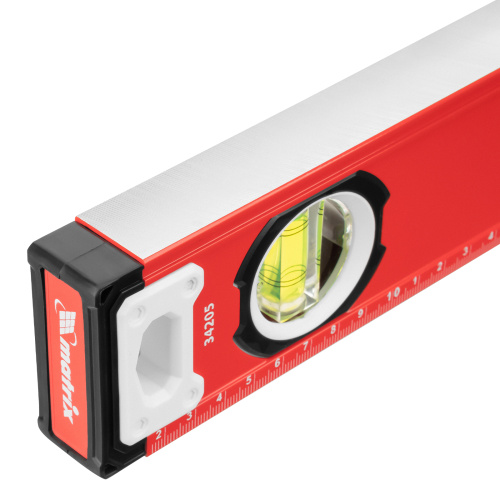 Уровень алюминиевый, фрезерованный, 3 глазка, рукоятки, 1500 мм Matrix по ценам производителя в Москве с доставкой по всей России