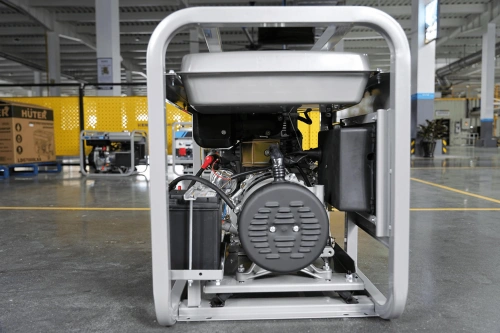 Генератор дизельный 5,0 кВт 220В с электростартером и колесами TOR KM5000D по ценам производителя в Москве с доставкой по всей России