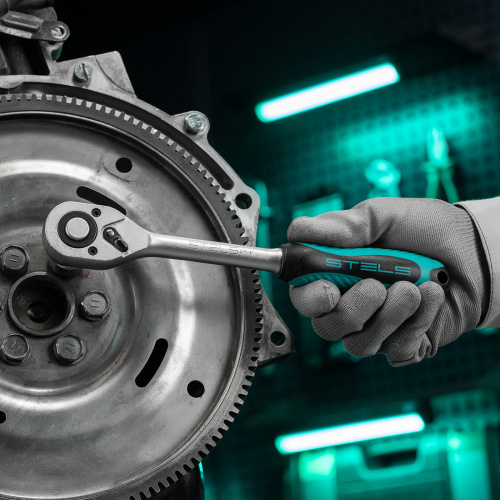 Набор торцевых головок с трещоткой, 1/2" и 1/4", 68 предметов Stels по ценам производителя в Москве с доставкой по всей России