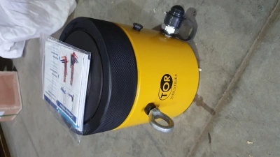 Домкрат гидравлический TOR ДГ100П50Г 100 т с фиксирующей гайкой по ценам производителя в Москве с доставкой по всей России