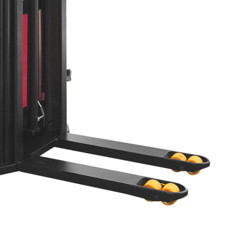 Самоходный штабелер PROLIFT SDK 1545 li-ion по ценам производителя в Москве с доставкой по всей России