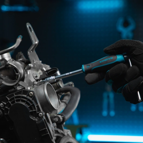 Набор инструментов, 1/2", 3/8", 1/4", CrV, 120 зубьев, 216 предметов Gross по ценам производителя в Москве с доставкой по всей России