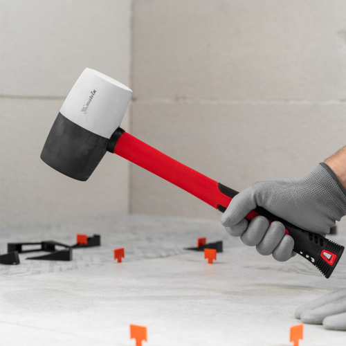 Киянка резиновая, 910 г, черно-белая резина, фибергласовая рукоятка Matrix по ценам производителя в Москве с доставкой по всей России