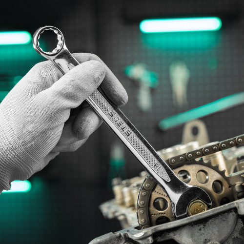 Ключ комбинированный, 18 мм, CrV, антислип Stels по ценам производителя в Москве с доставкой по всей России