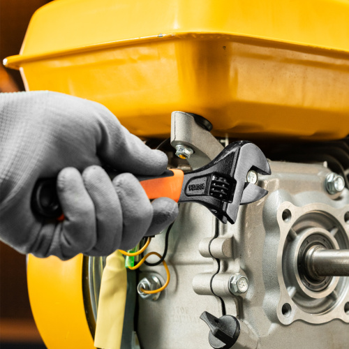 Ключ разводной, 200 мм, двухкомпонентная рукоятка Sparta по ценам производителя в Москве с доставкой по всей России