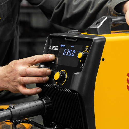 Аппарат инвертор. полуавтомат. cварки IMIG-185SDR, 180 А, ПВ 60%, катушка 5 кг Denzel по ценам производителя в Москве с доставкой по всей России