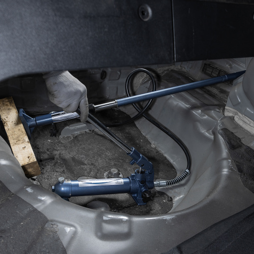 Растяжка гидравлическая, 4 т, набор из 17 предметов, 7 сменных насадок, в пластиковом кейсе Stels по ценам производителя в Москве с доставкой по всей России