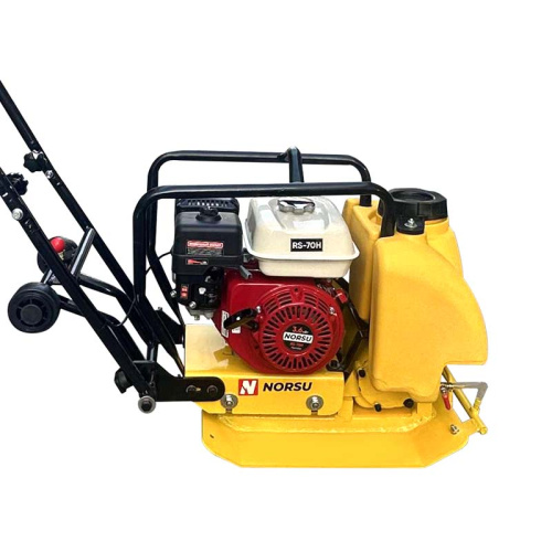 Виброплита бензиновая прямоходная NORSU RF-70TH (колесный комплект, бак для воды) по ценам производителя в Москве с доставкой по всей России