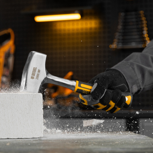 Кувалда 2 кг, цельнометаллическая, двухкомпонентная рукоятка Denzel по ценам производителя в Москве с доставкой по всей России