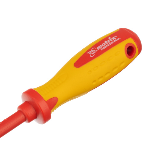 Отвертка Insulated, SL5.5 x 125 мм, CrMo, до 1000 В, двухкомпонентная рукоятка Matrix Professional по ценам производителя в Москве с доставкой по всей России