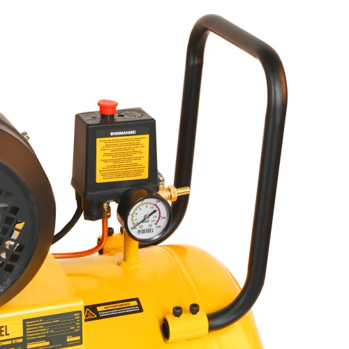 Компрессор воздушный, ременный привод BCI5500-T/270, 5.5 кВт, 270 литров, 850 л/мин Denzel по ценам производителя в Москве с доставкой по всей России