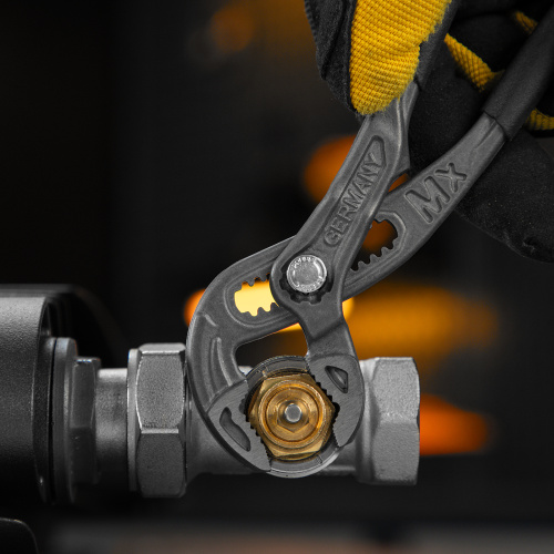 Клещи переставные, кнопочный механизм, обливные рукоятки, 180 мм Denzel по ценам производителя в Москве с доставкой по всей России