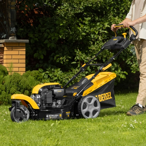 Бензиновая газонокосилка GLT-460SP-T, Trike 149 см3, 46 см, привод, панель, 60л Denzel по ценам производителя в Москве с доставкой по всей России