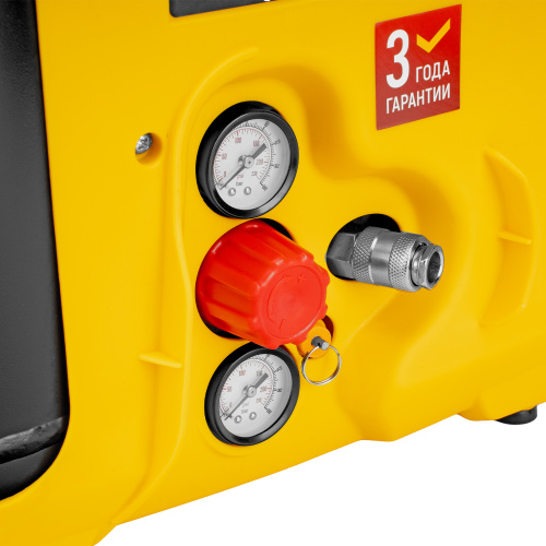 Компрессор воздушный DL1300, 10 бар, 1,3 кВт 180 л/мин 5 л, с набором аксессуаров Denzel по ценам производителя в Москве с доставкой по всей России