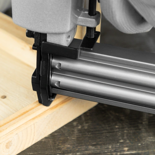 Нейлер пневматический для гвоздей от 10 до 32 мм Matrix по ценам производителя в Москве с доставкой по всей России