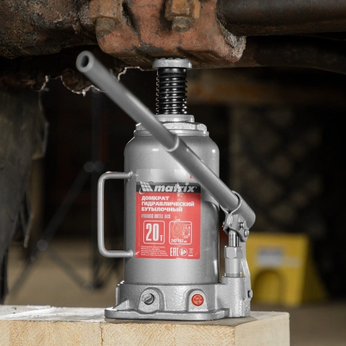 Домкрат гидравлический бутылочный, 20 т, высота подъема 242-452 мм Matrix по ценам производителя в Москве с доставкой по всей России