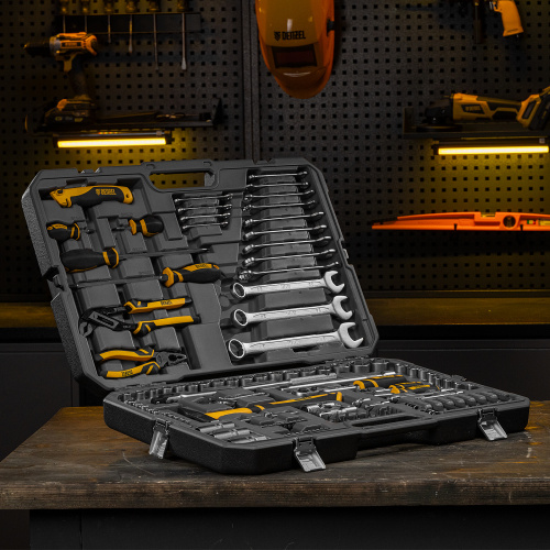 Набор инструментов, 1/2", 1/4", CrV, S2, пластиковый кейс, 122 предмета Denzel по ценам производителя в Москве с доставкой по всей России