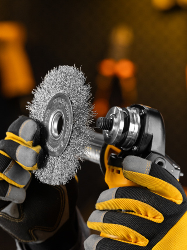 Щетка для УШМ, 125 мм, "Плоская", витая нержавеющая проволока 0.3 мм, посадка 22.2 мм Denzel купить в Москве с доставкой по всей России | ProtosMarket.ru