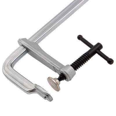 Струбцина F-образная, 120x300мм, кованая Denzel по ценам производителя в Москве с доставкой по всей России