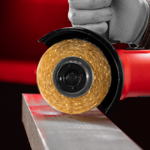 Щетка для УШМ, 100 мм, посадка 22.2 мм, плоская, латунированная витая проволока Matrix по ценам производителя в Москве с доставкой по всей России