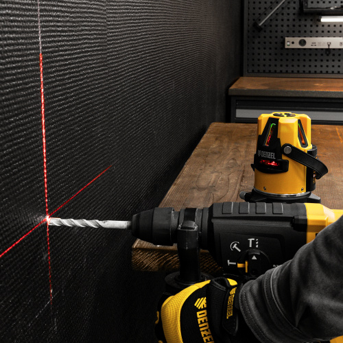 Лазерный уровень LX3, 10 м, ± 0,3 мм/1 м, 635 нм, 4 вертикальных, 1 горизонтальная плоскости, резьба 5/8" Denzel по ценам производителя в Москве с доставкой по всей России