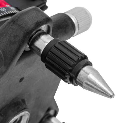 Лазерный уровень CRL-30G, 30 м, зеленый луч, акк. Li 2400 mah, резьба 5/8" MTX по ценам производителя в Москве с доставкой по всей России