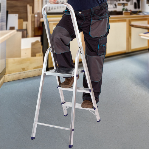 Стремянка усиленная, 3 ступени, алюминиевая, MTX по ценам производителя в Москве с доставкой по всей России