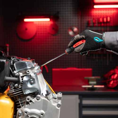 Набор профессиональных отверток Fusion, CrV, трехкомпонентная рукоятка antislip, 6 шт Matrix по ценам производителя в Москве с доставкой по всей России