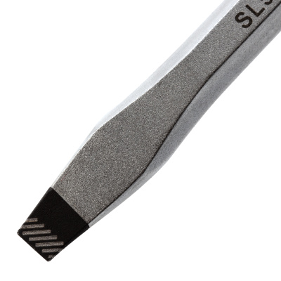 Отвертка SL5.5 x 100 мм, S2, трехкомпонентная рукоятка Gross по ценам производителя в Москве с доставкой по всей России